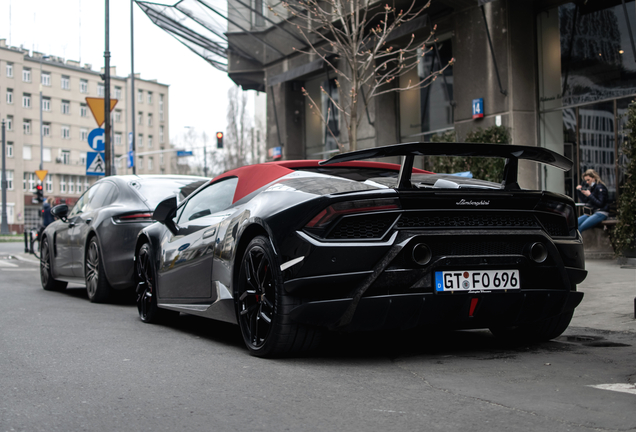 Lamborghini Huracán LP640-4 Performante Spyder