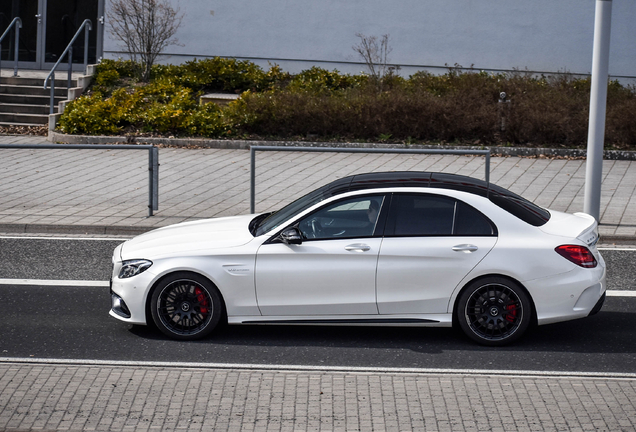 Mercedes-AMG C 63 S W205