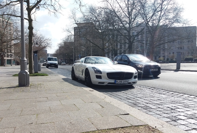 Mercedes-Benz SLS AMG Roadster