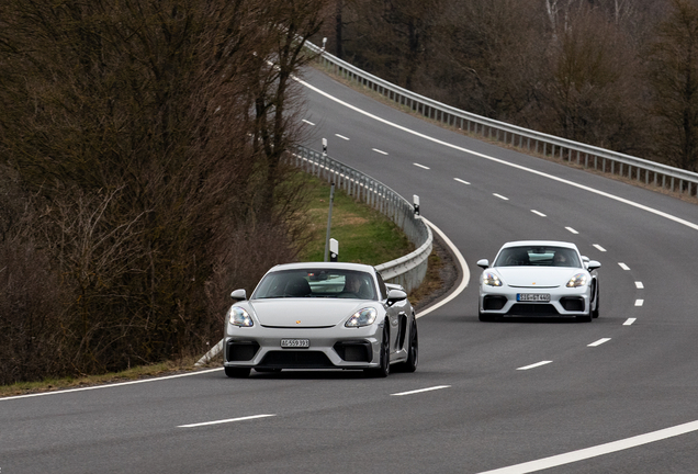 Porsche 718 Cayman GT4