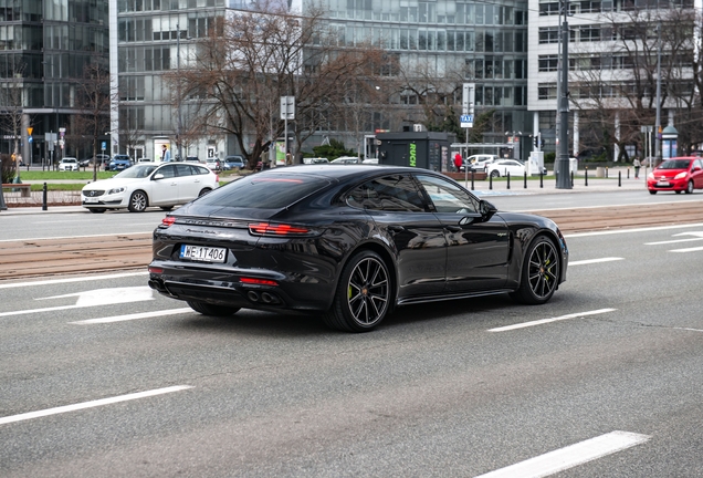 Porsche 971 Panamera Turbo S E-Hybrid