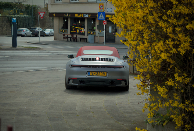 Porsche 992 Carrera 4S Cabriolet