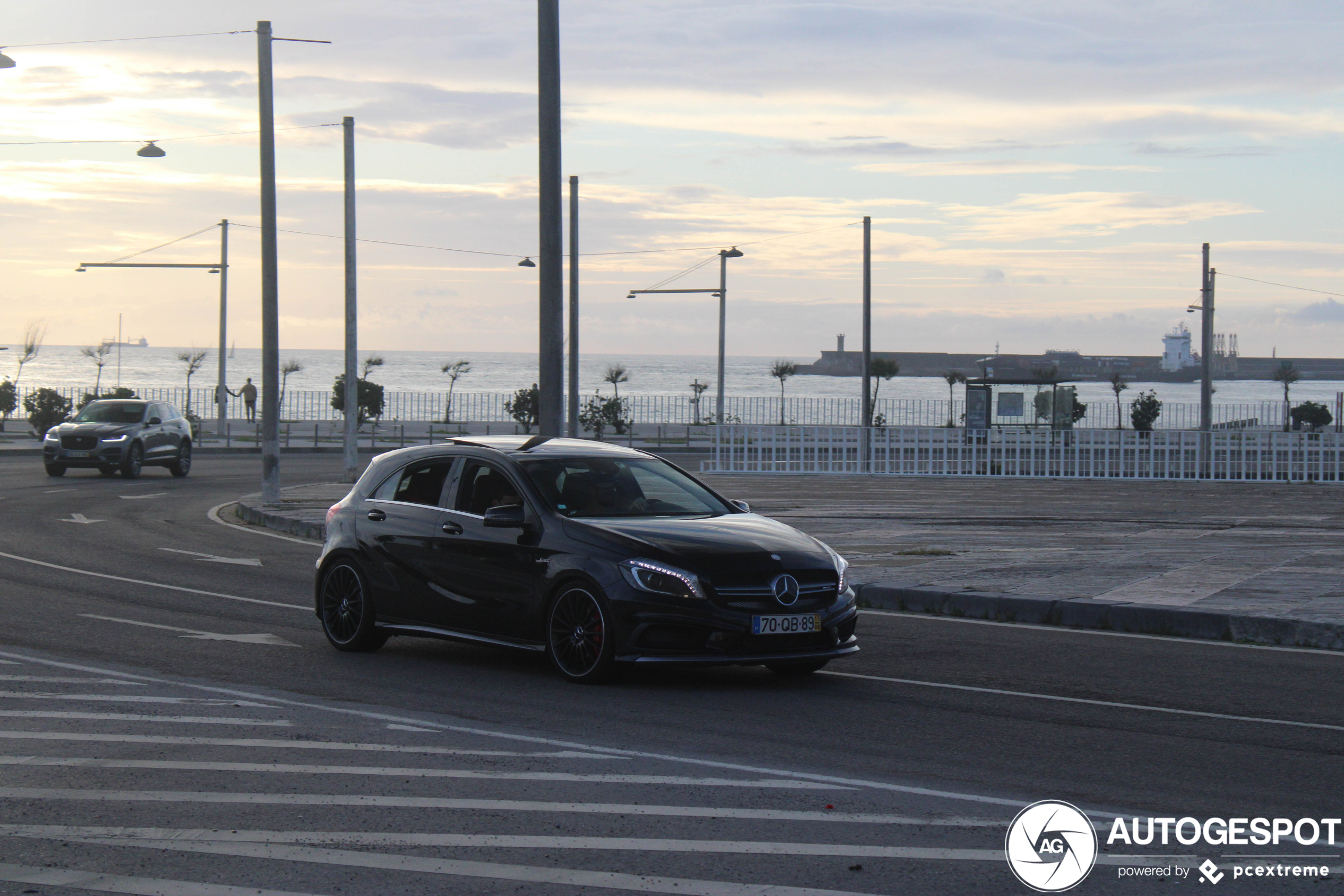 Mercedes-Benz A 45 AMG