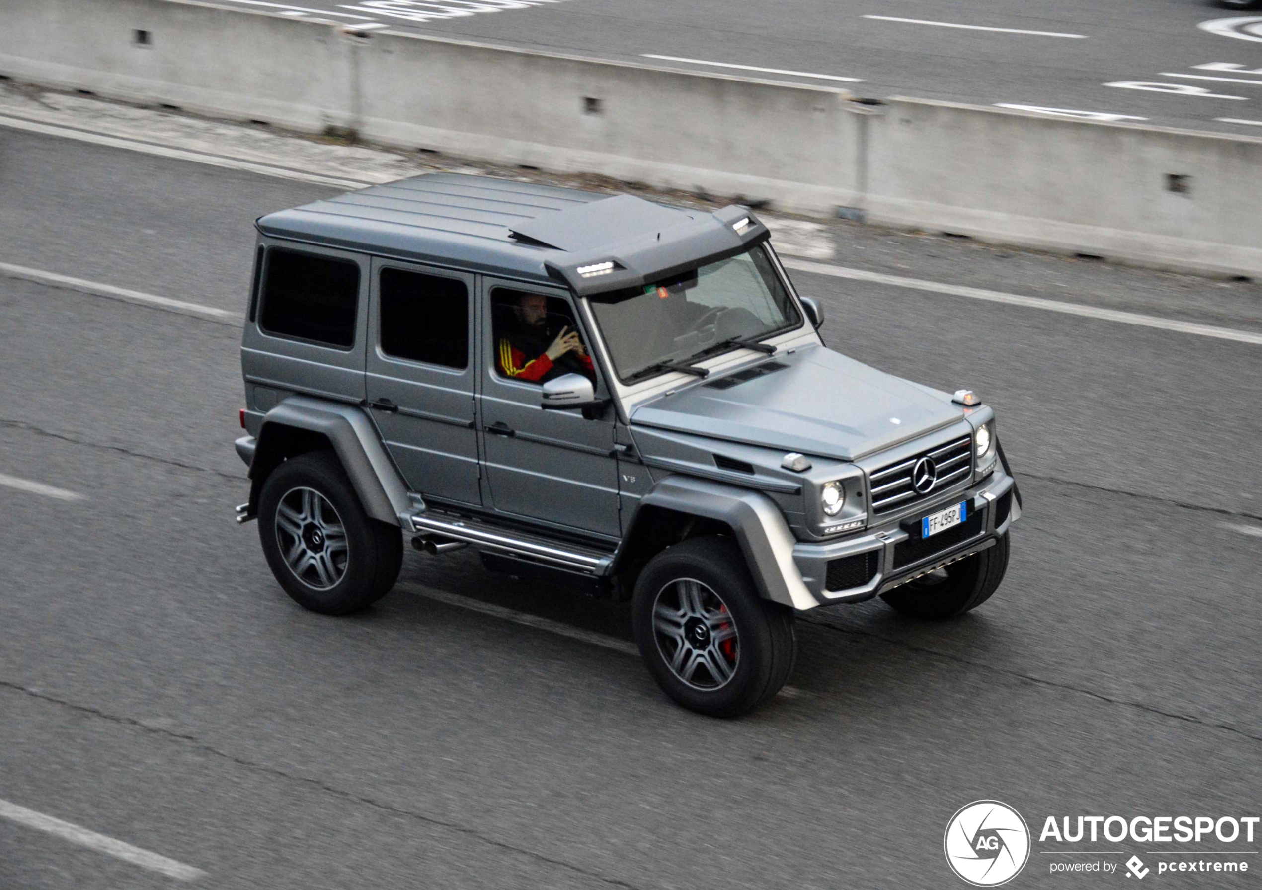 Mercedes-Benz G 500 4X4²