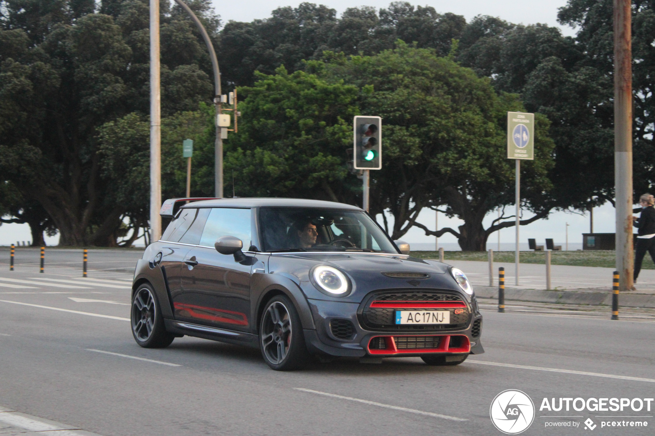 Mini F56 Cooper S John Cooper Works GP