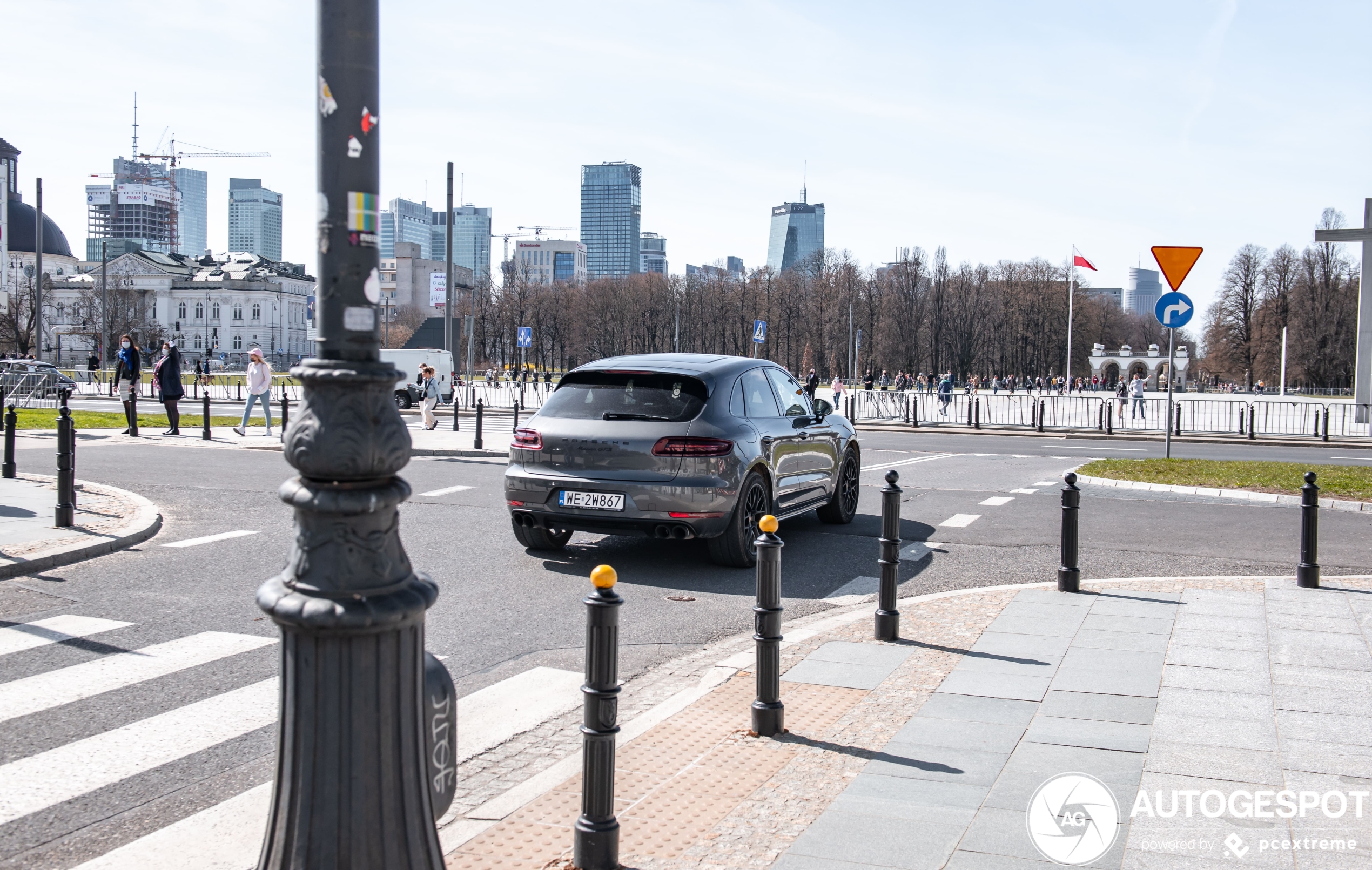 Porsche 95B Macan GTS