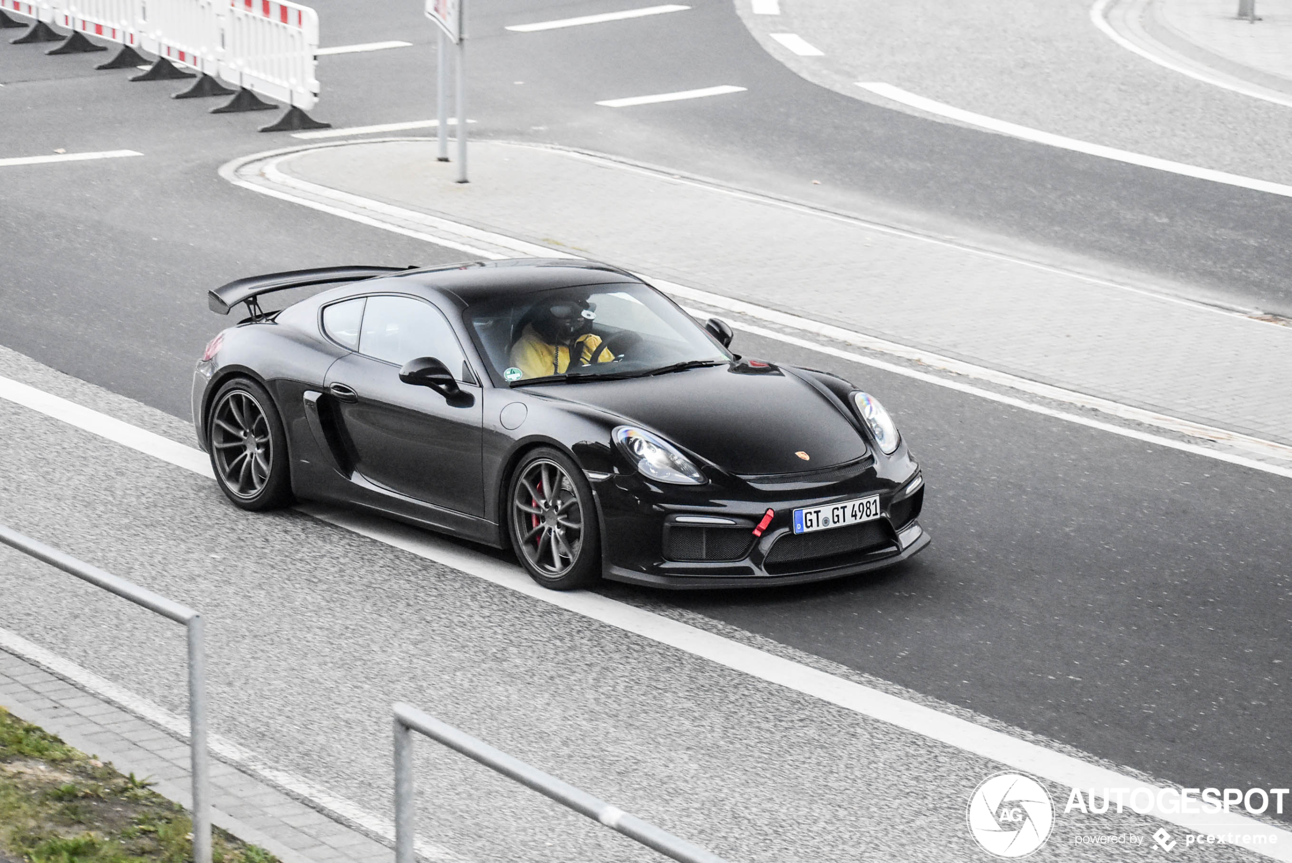 Porsche 981 Cayman GT4