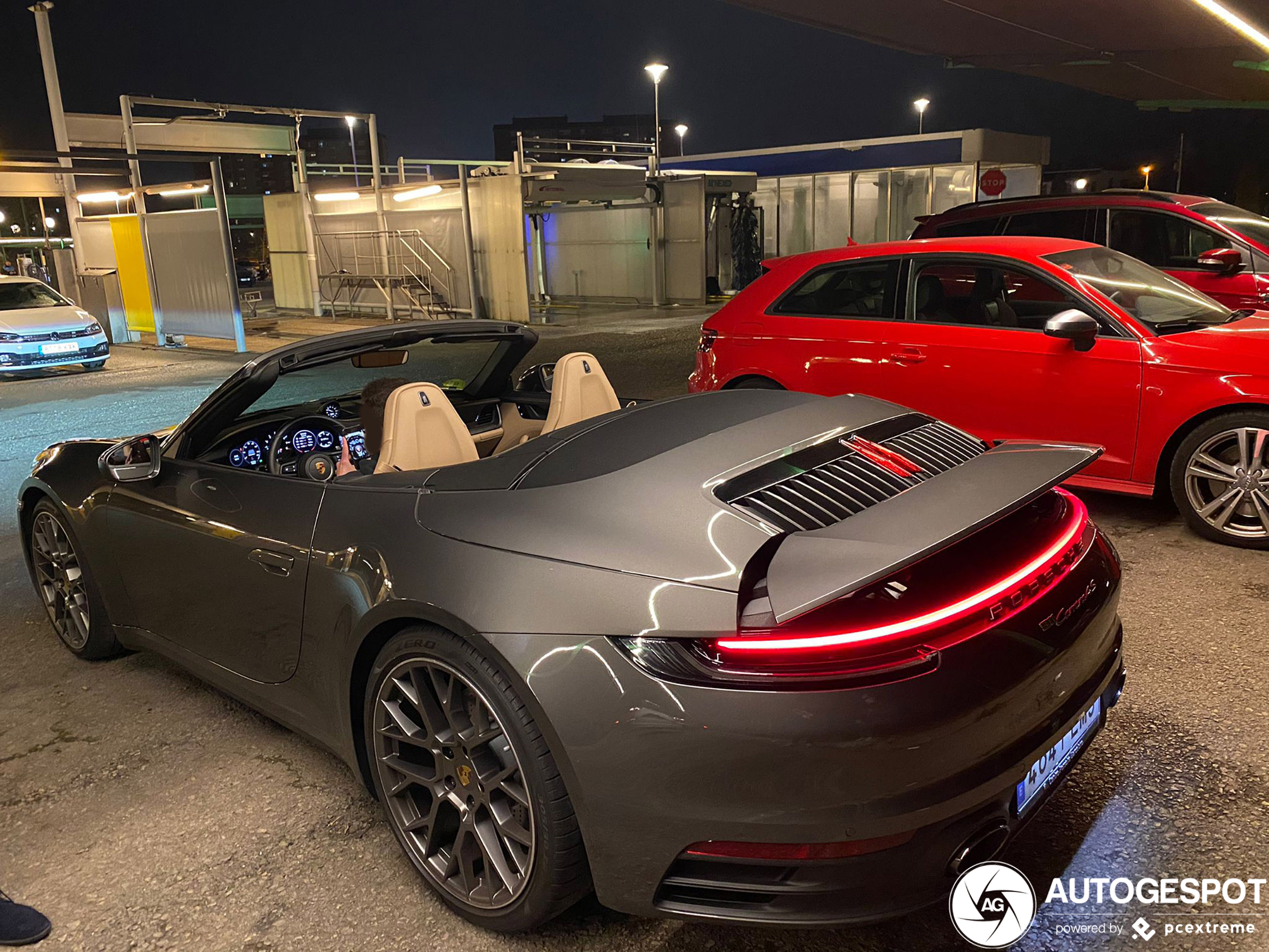 Porsche 992 Carrera 4S Cabriolet