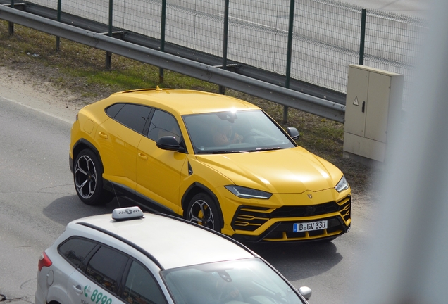 Lamborghini Urus