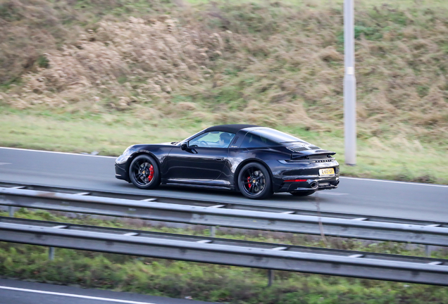 Porsche 992 Targa 4S