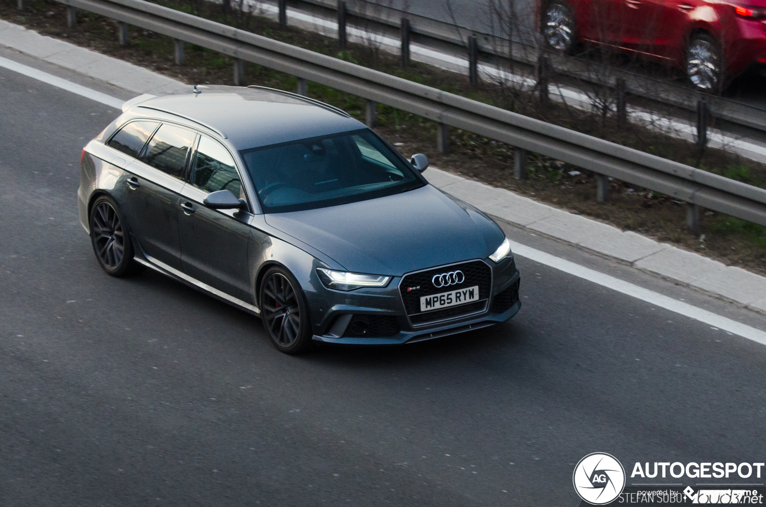 Audi RS6 Avant C7 2015