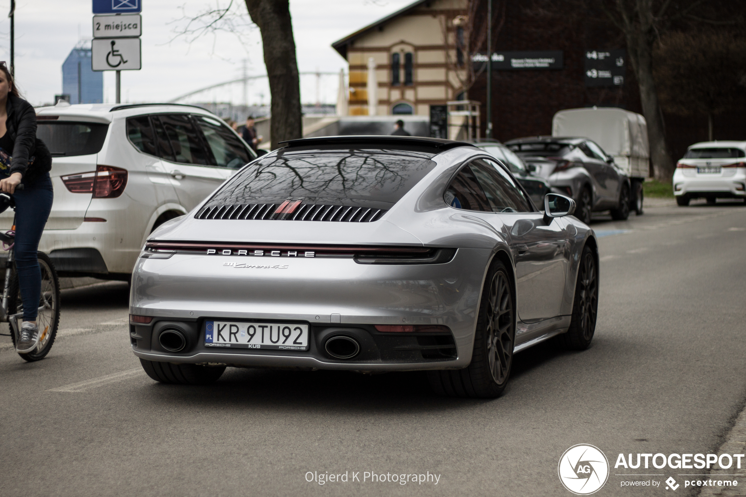 Porsche 992 Carrera 4S