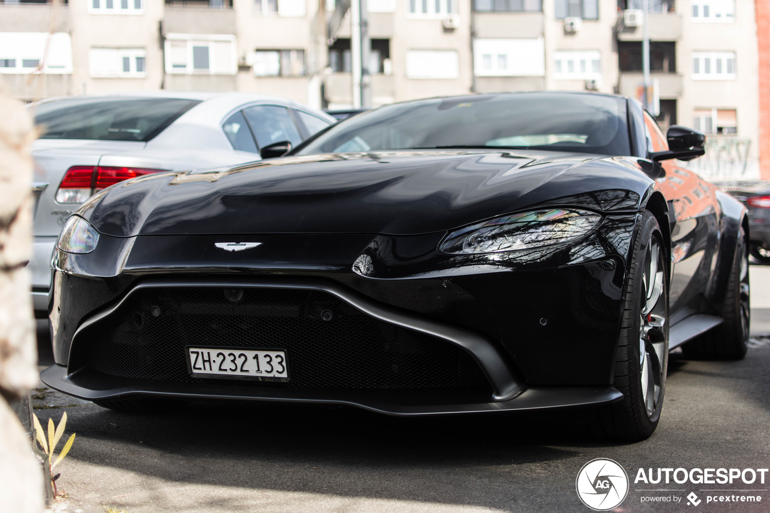 Aston Martin V8 Vantage 2018