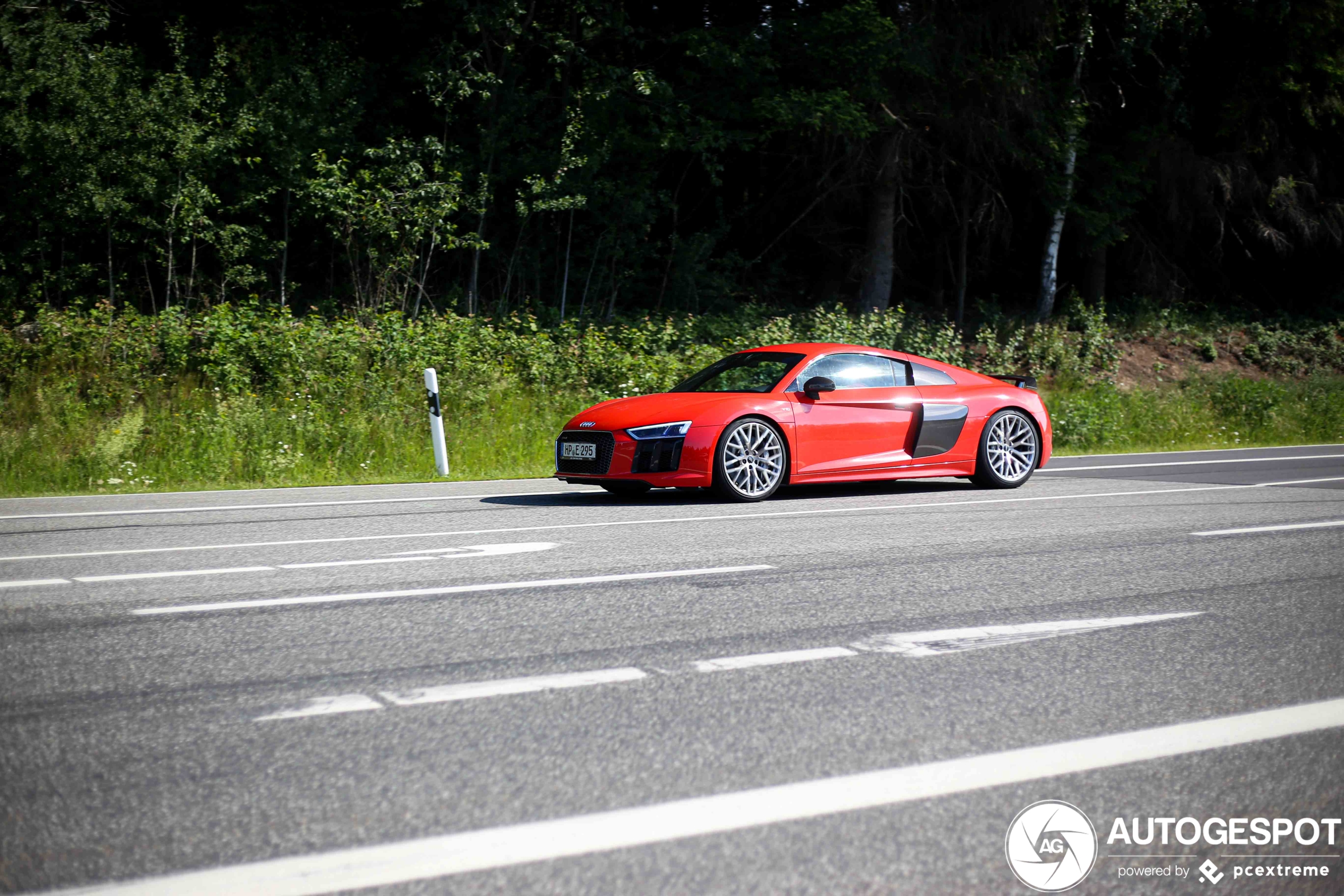 Audi R8 V10 Plus 2015