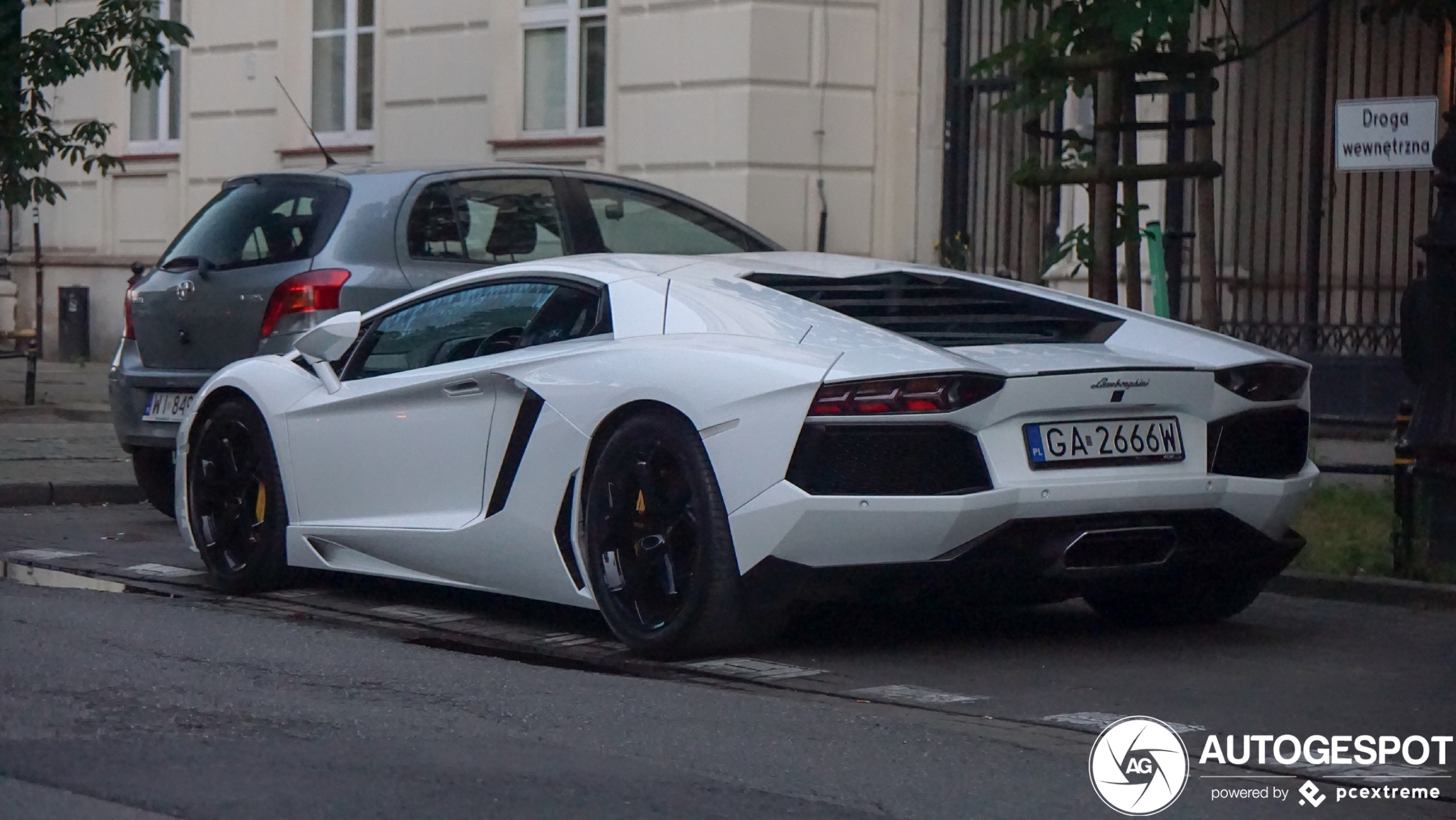 Lamborghini Aventador LP700-4