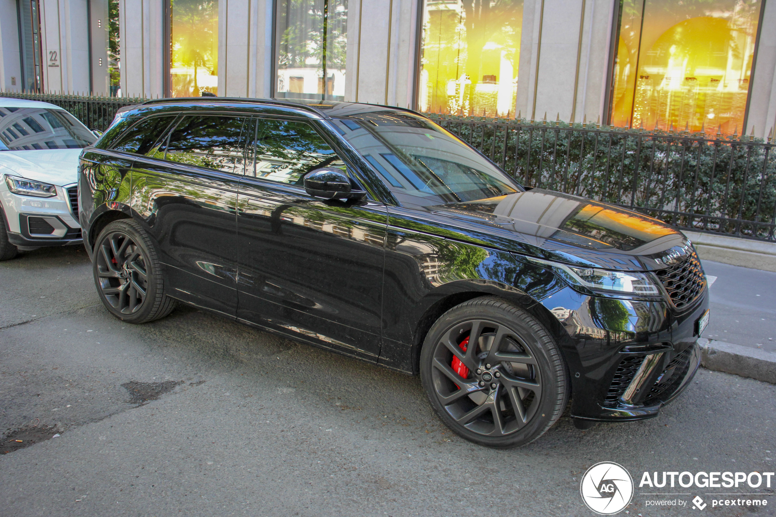 Land Rover Range Rover Velar SVAutobiography