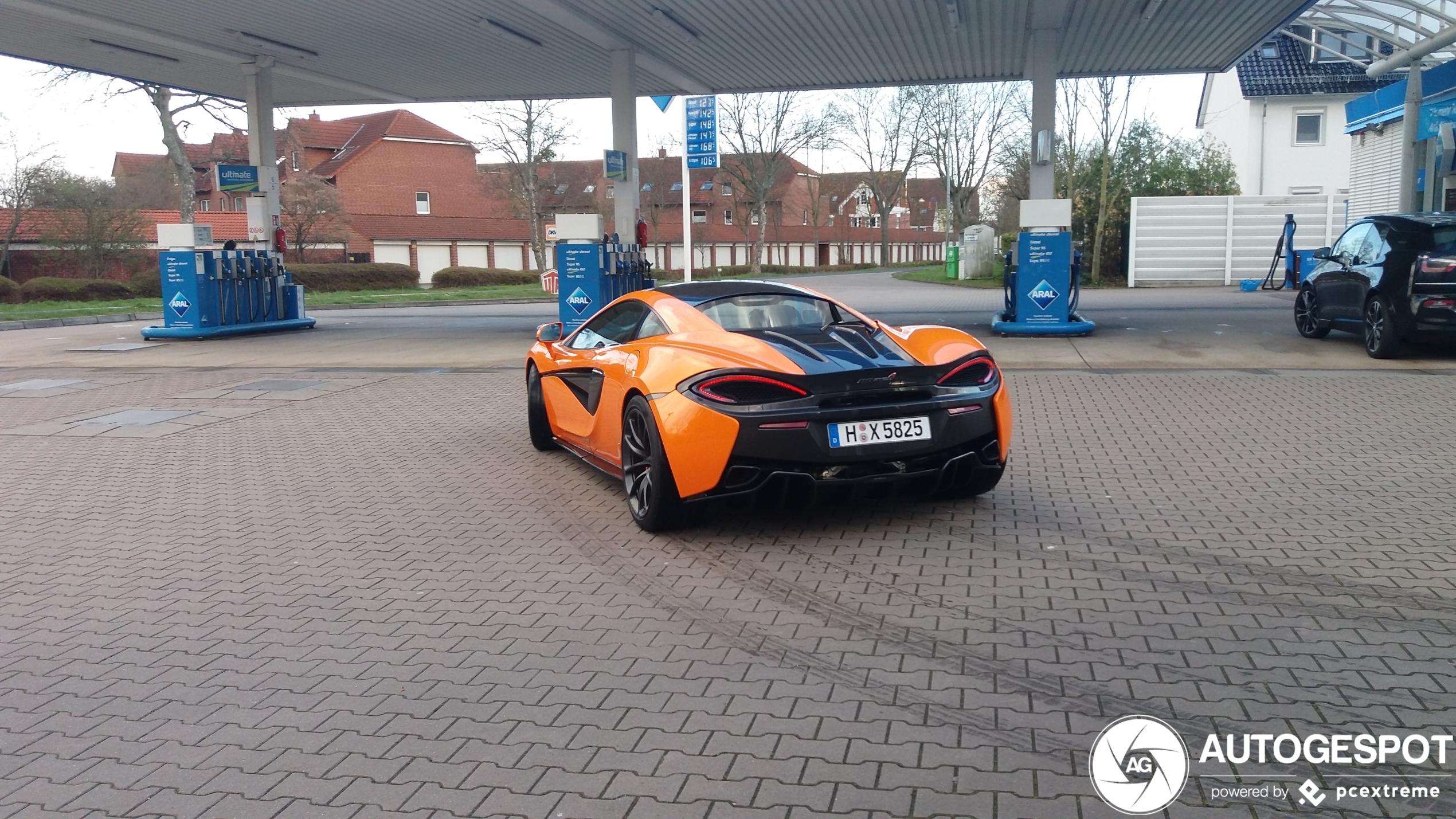 McLaren 570S