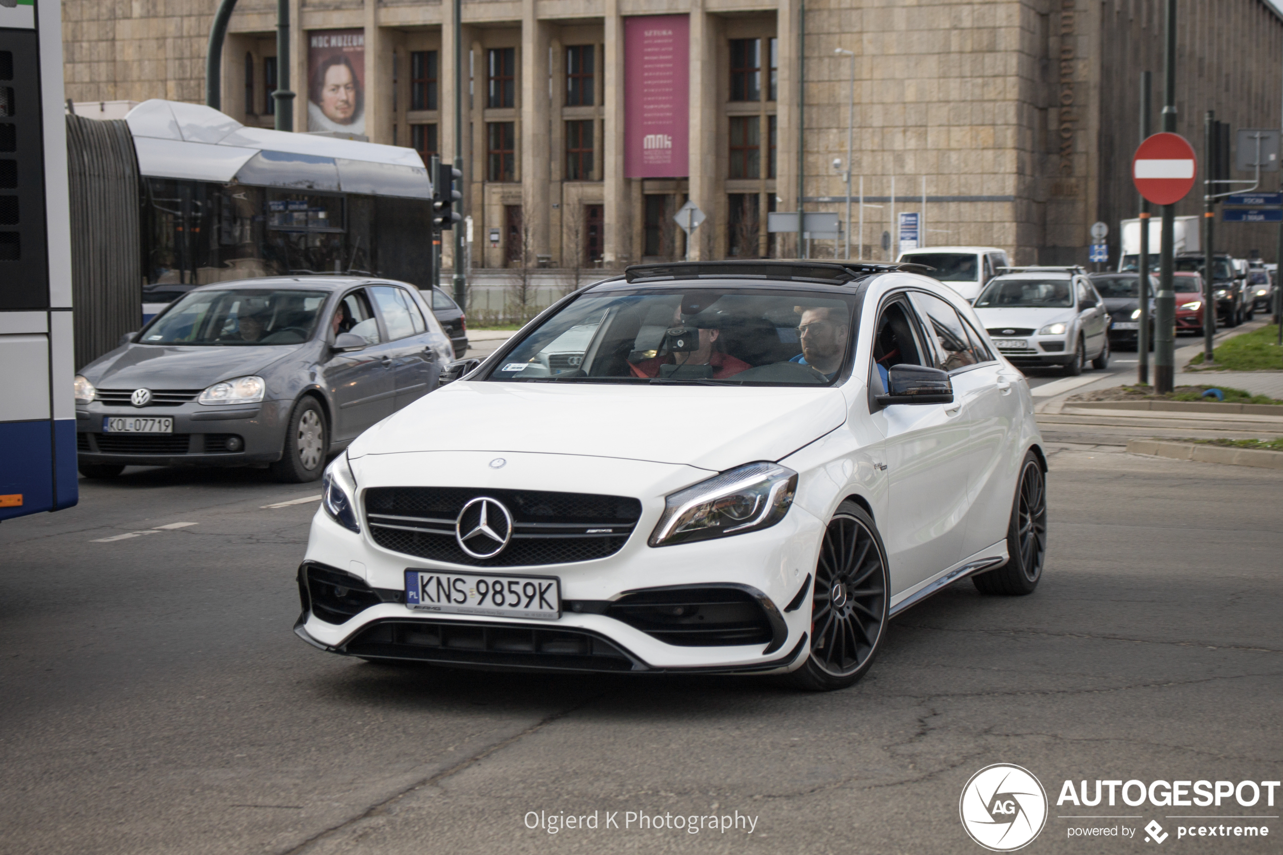 Mercedes-AMG A 45 W176 2015