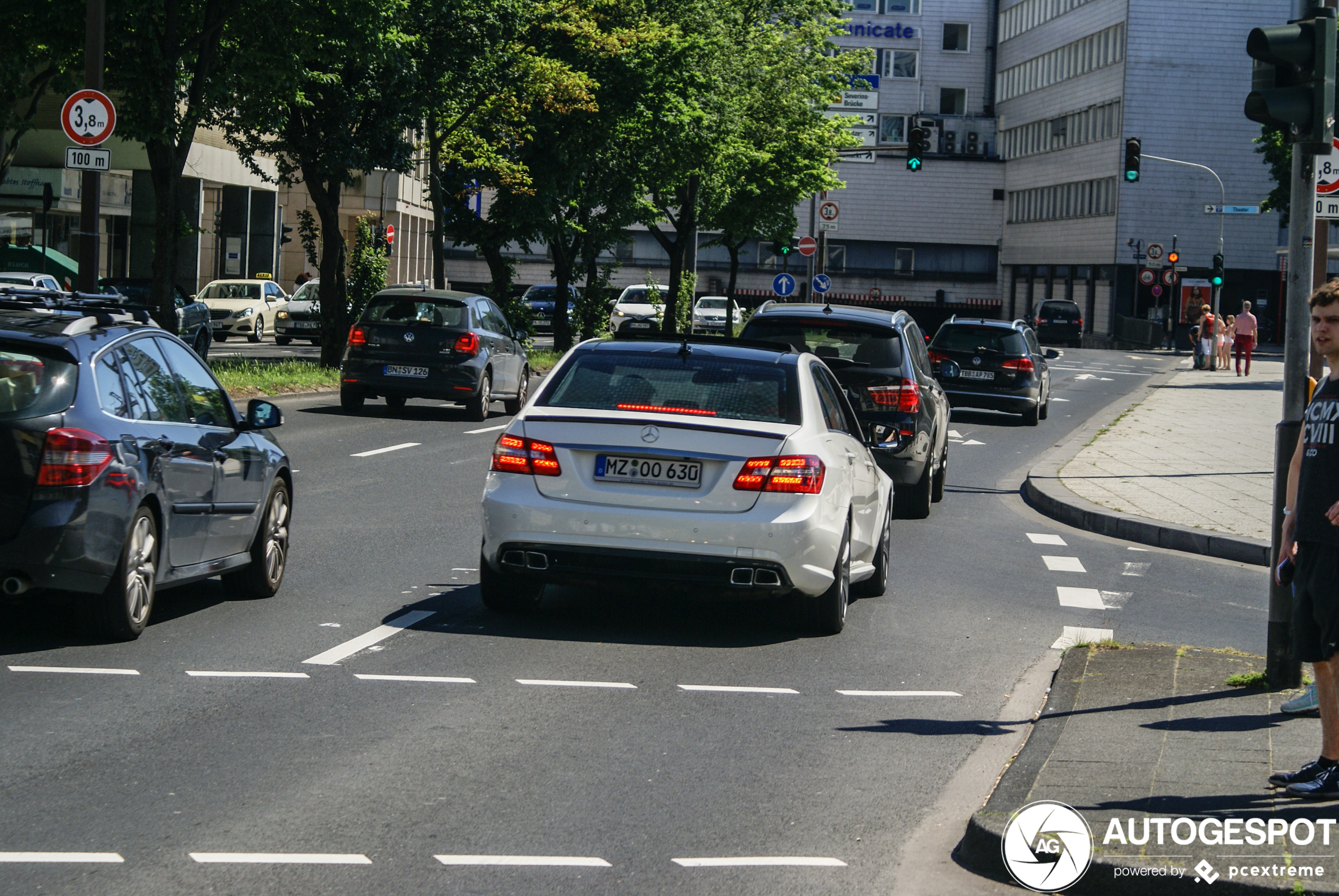 Mercedes-Benz E 63 AMG W212 V8 Biturbo