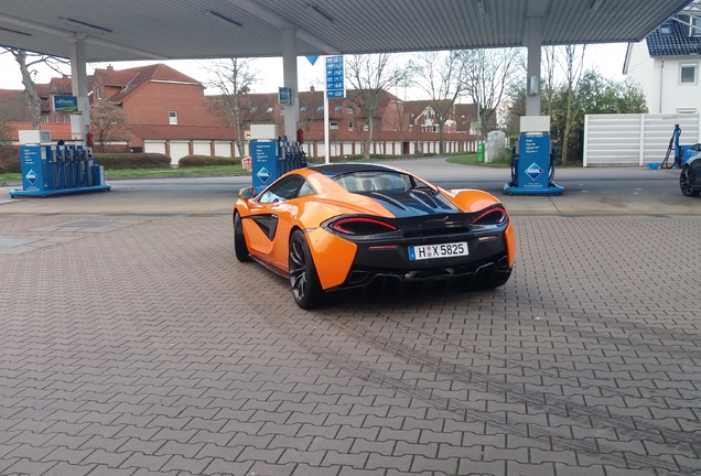 McLaren 570S