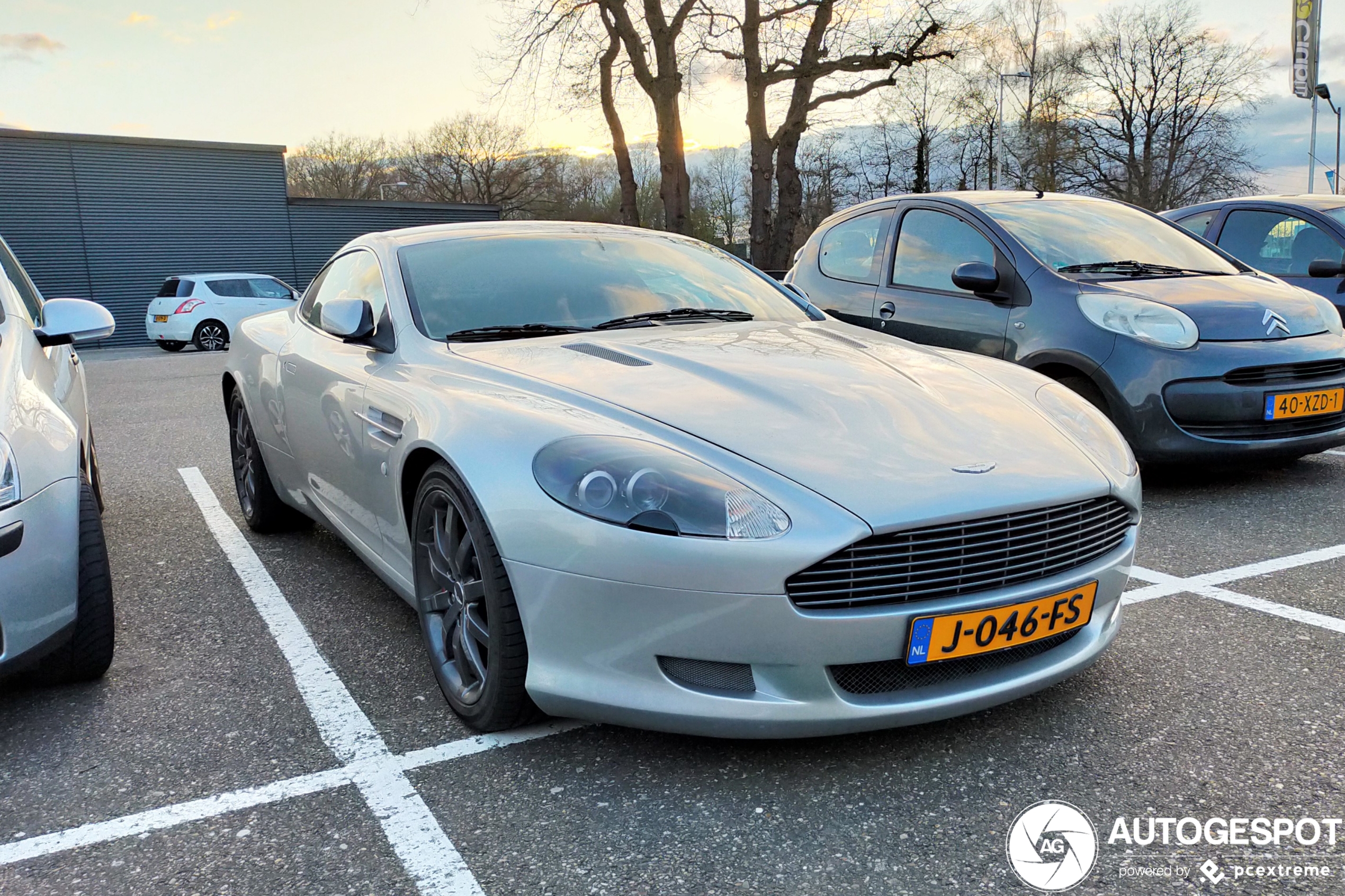 Aston Martin DB9