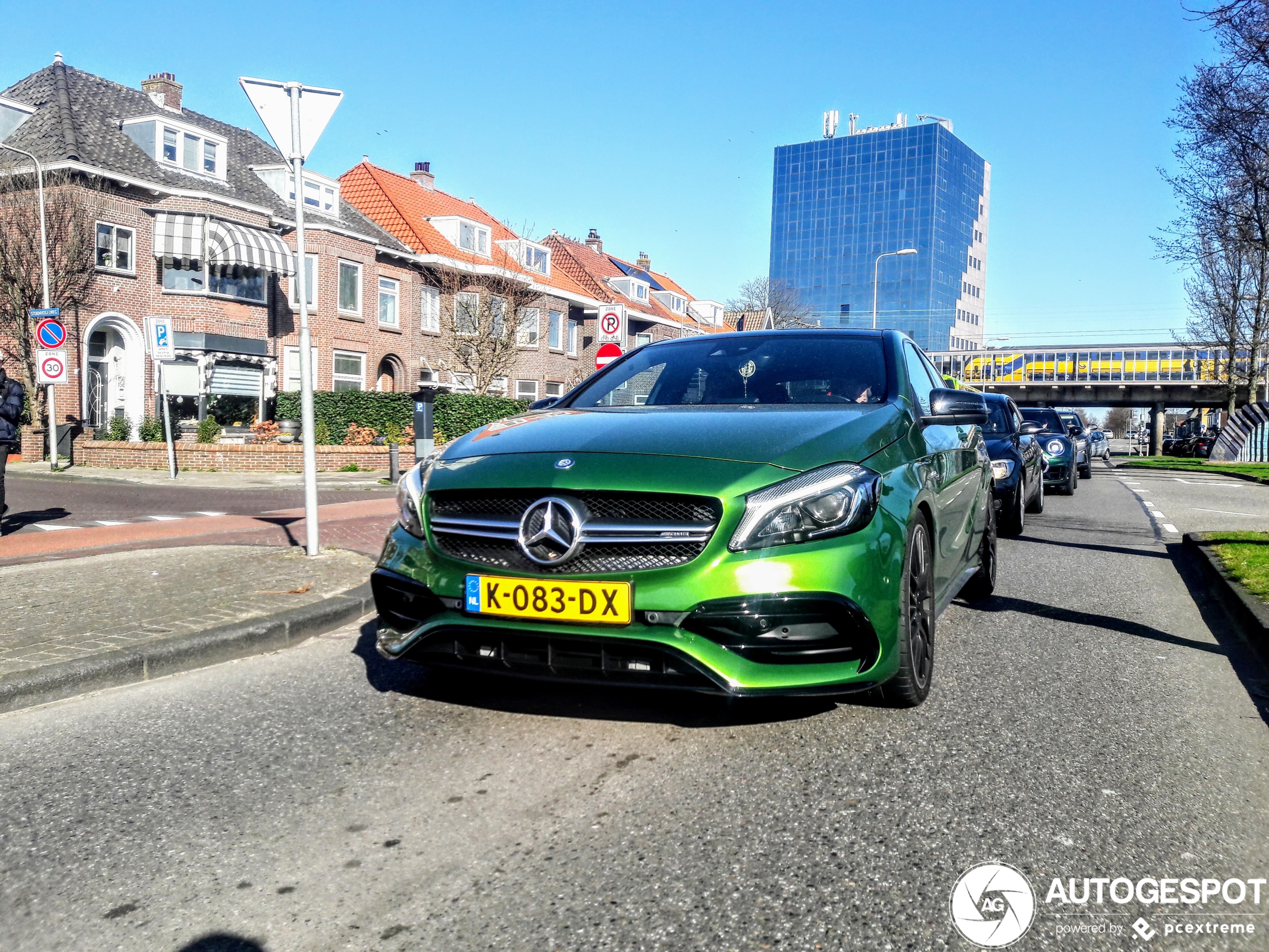 Mercedes-AMG A 45 W176 2015