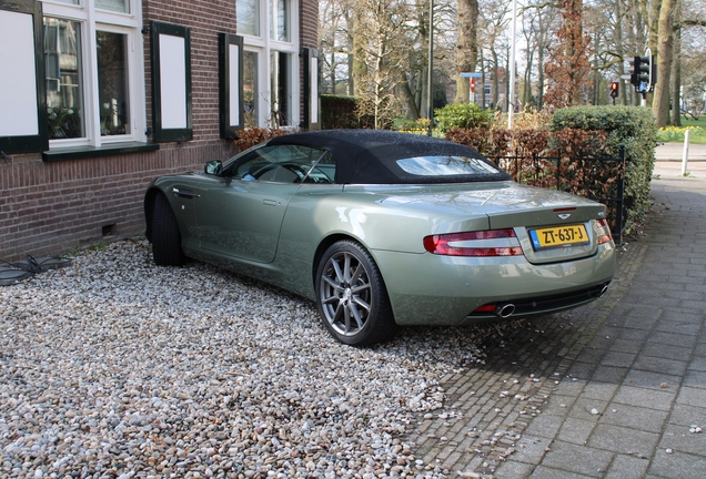 Aston Martin DB9 Volante