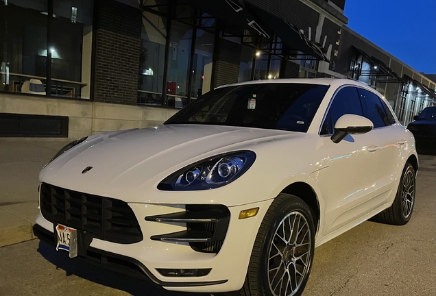 Porsche 95B Macan Turbo