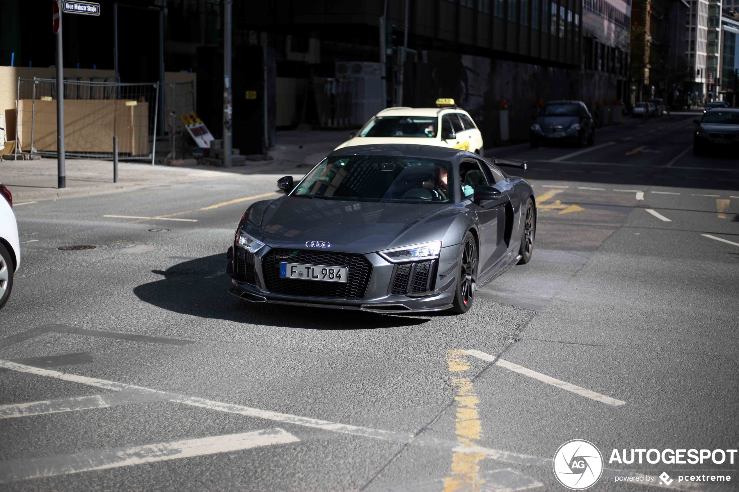 Audi R8 V10 Plus 2015