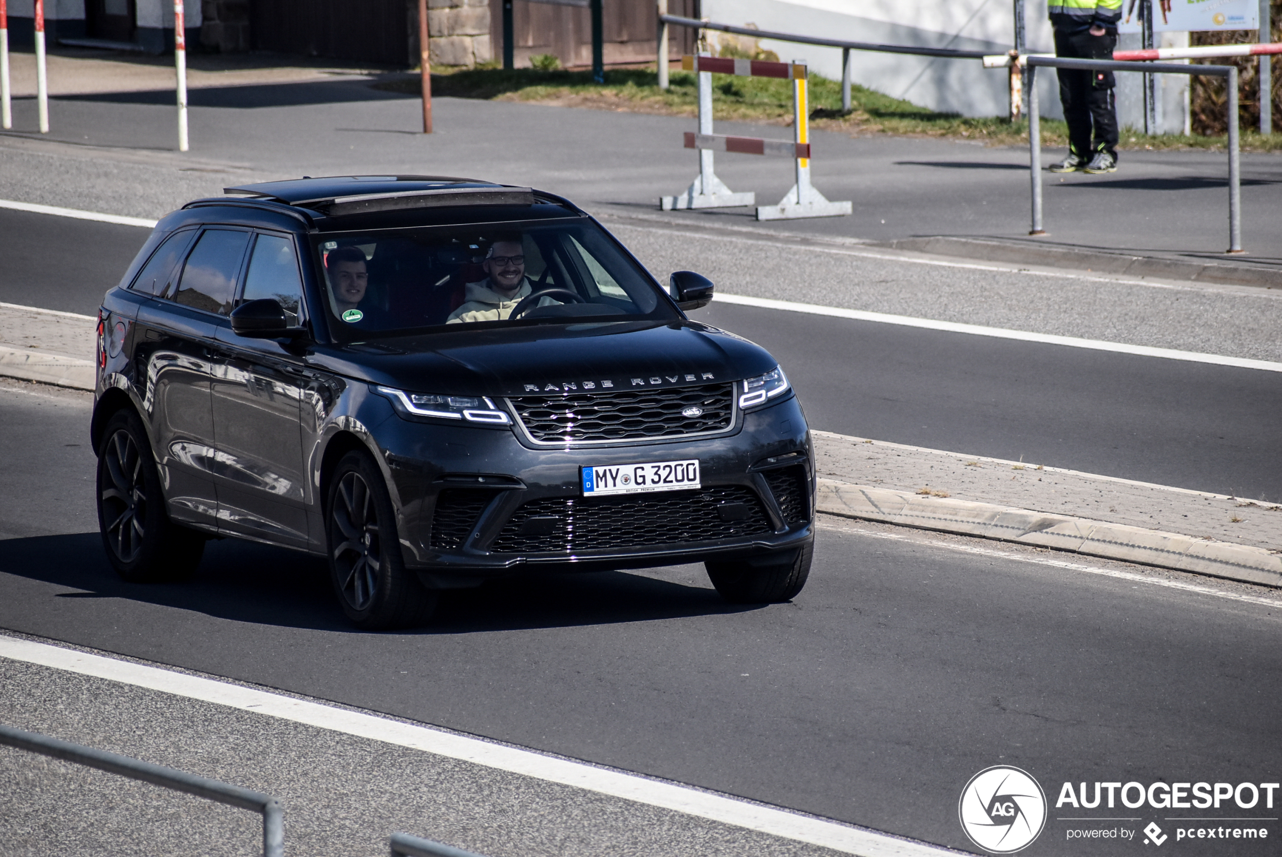 Land Rover Range Rover Velar SVAutobiography