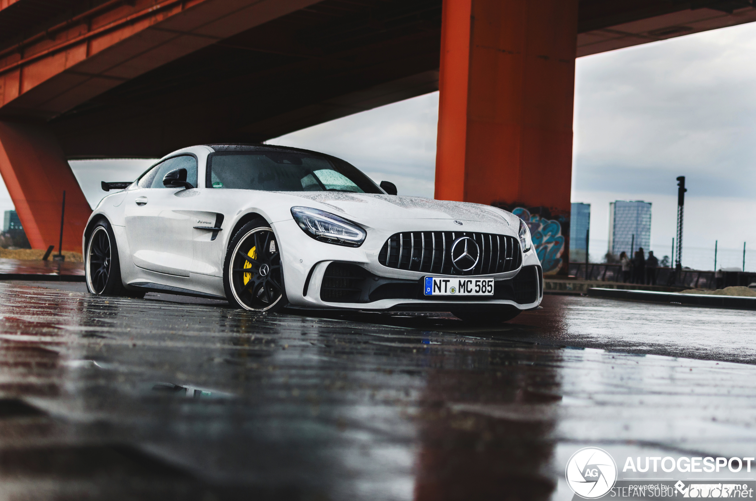 Mercedes-AMG GT R C190 2019