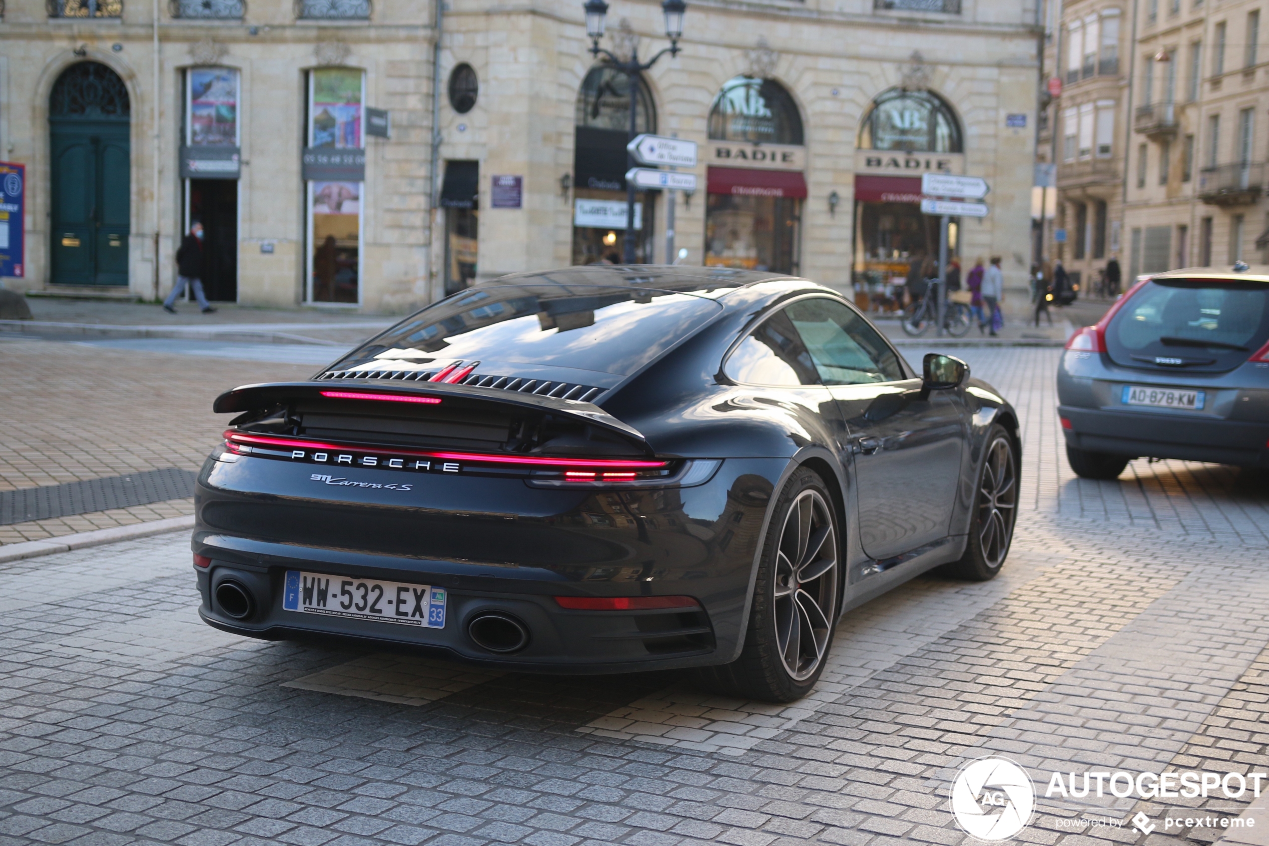 Porsche 992 Carrera 4S