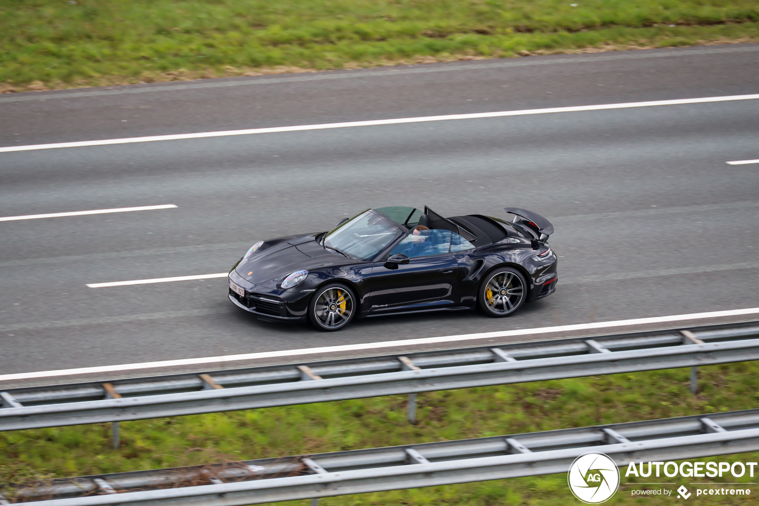 Porsche 992 Turbo S Cabriolet