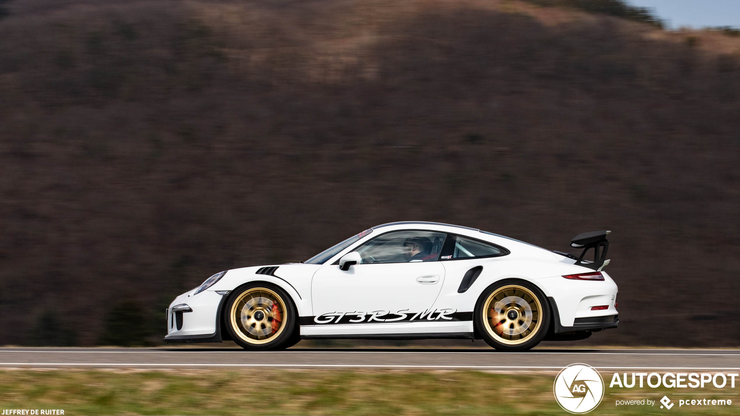 Porsche Manthey Racing 991 GT3 RS MkII