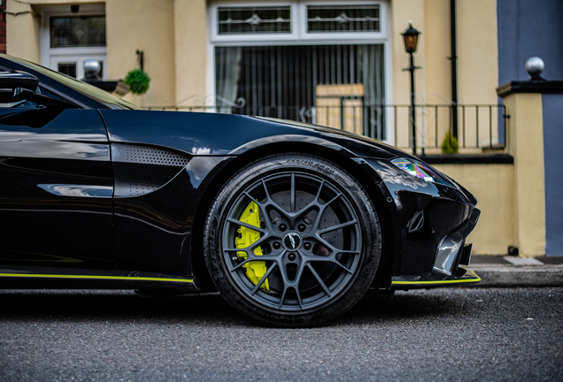 Aston Martin V8 Vantage AMR 2019