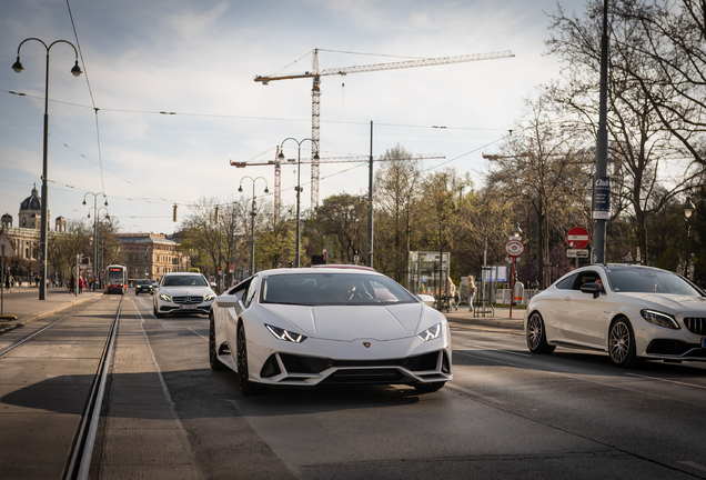 Lamborghini Huracán LP640-4 EVO