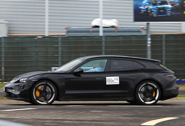 Porsche Taycan Turbo S Sport Turismo