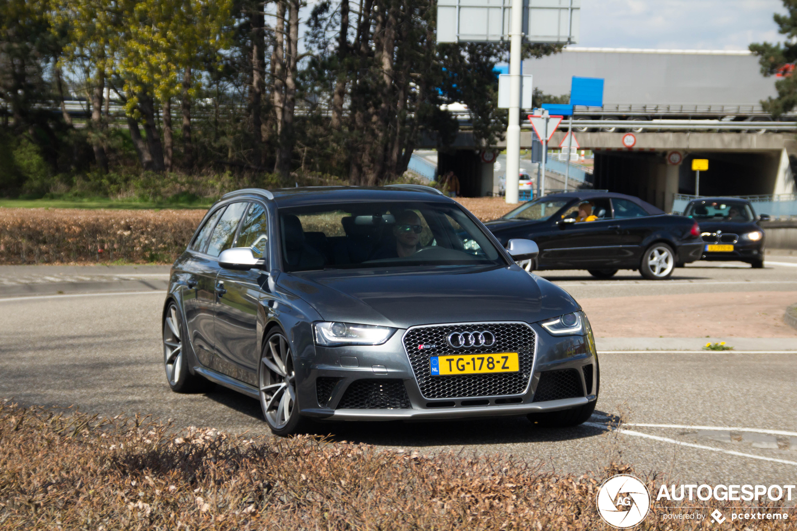 Audi RS4 Avant B8