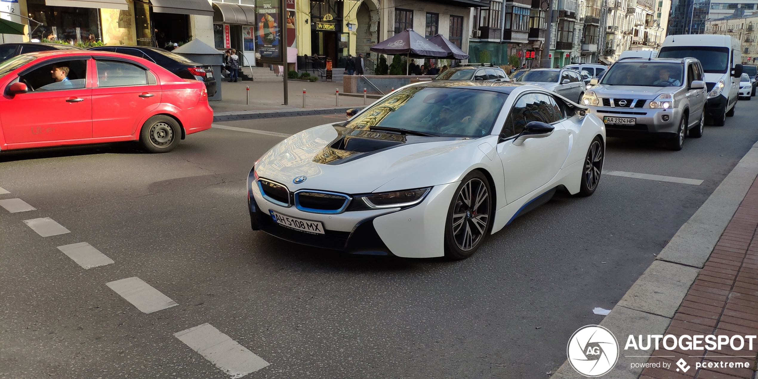 BMW i8