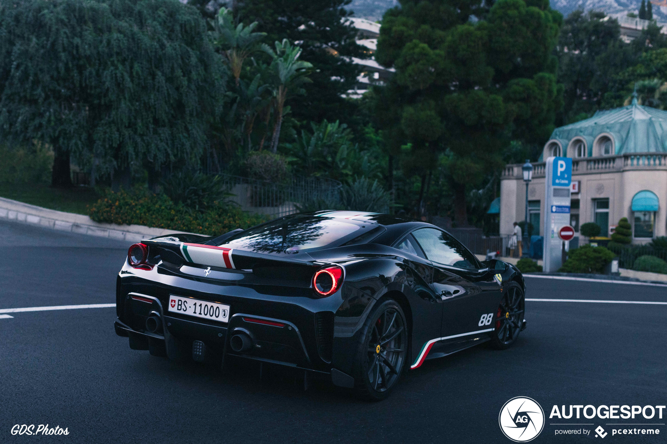 Ferrari 488 Pista Piloti