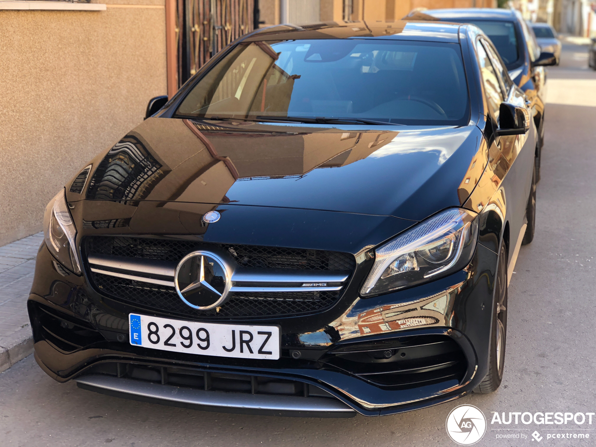 Mercedes-AMG A 45 W176 2015