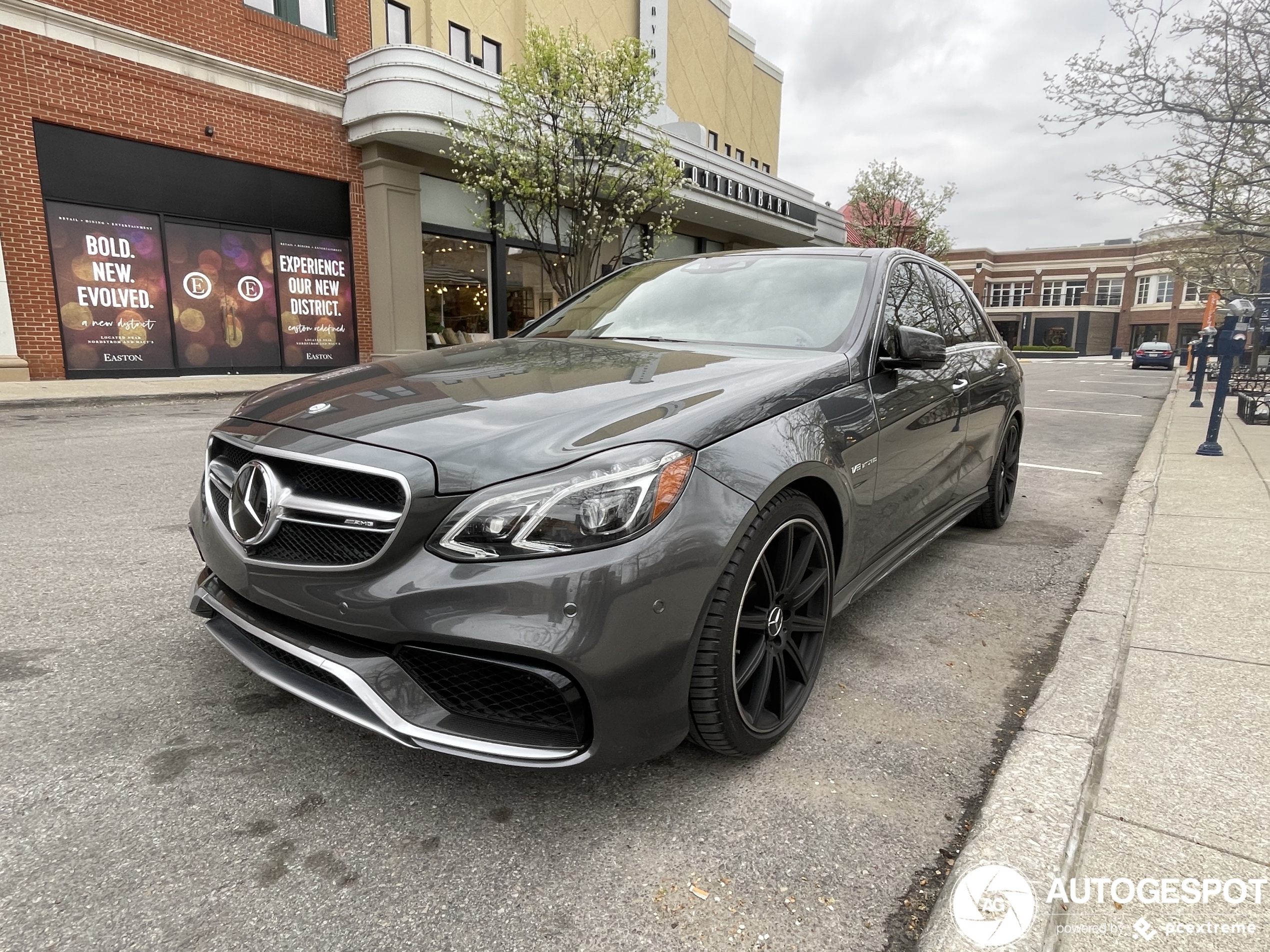 Mercedes-Benz E 63 AMG S W212