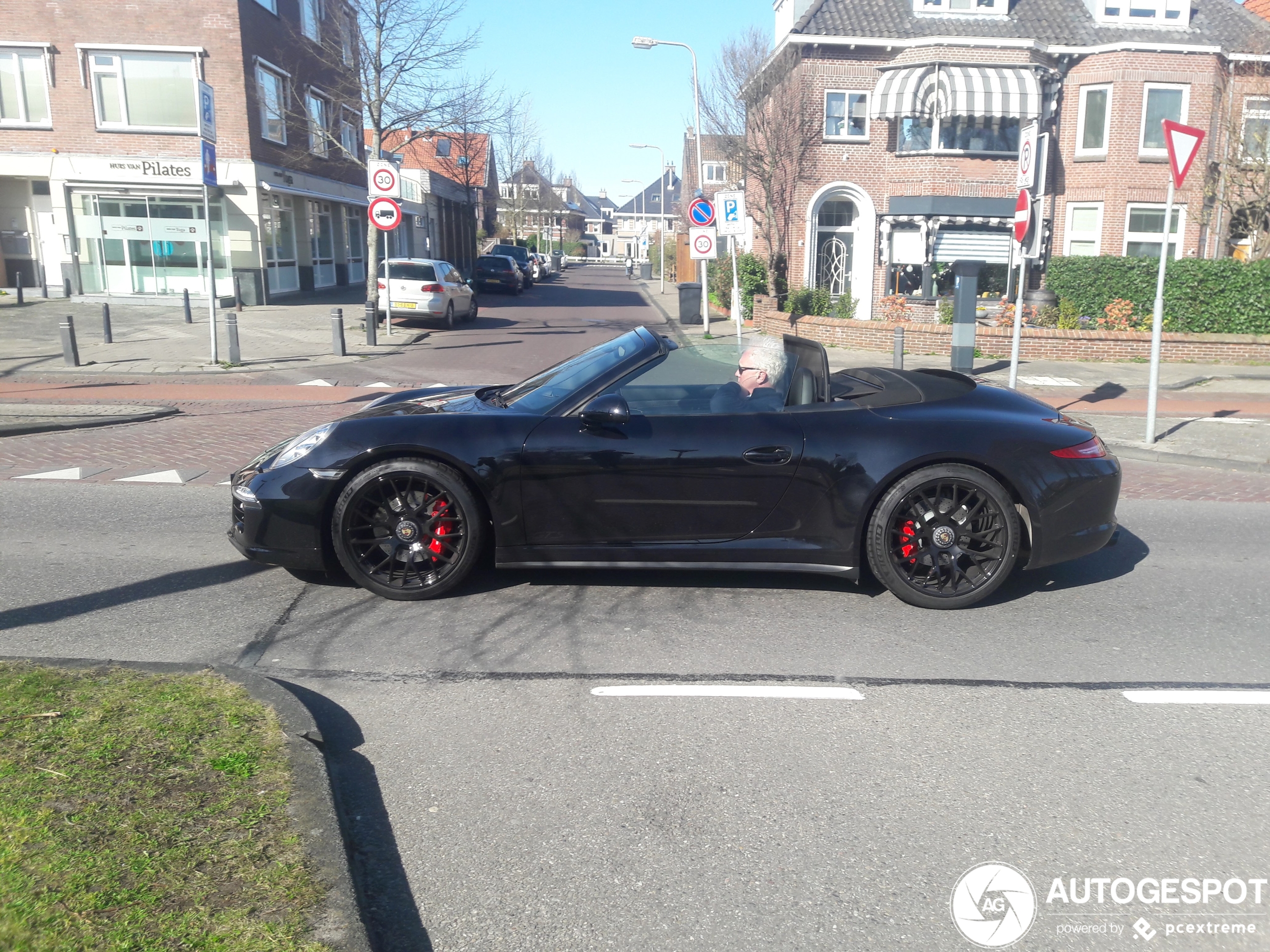 Porsche 991 Carrera 4 GTS Cabriolet MkI