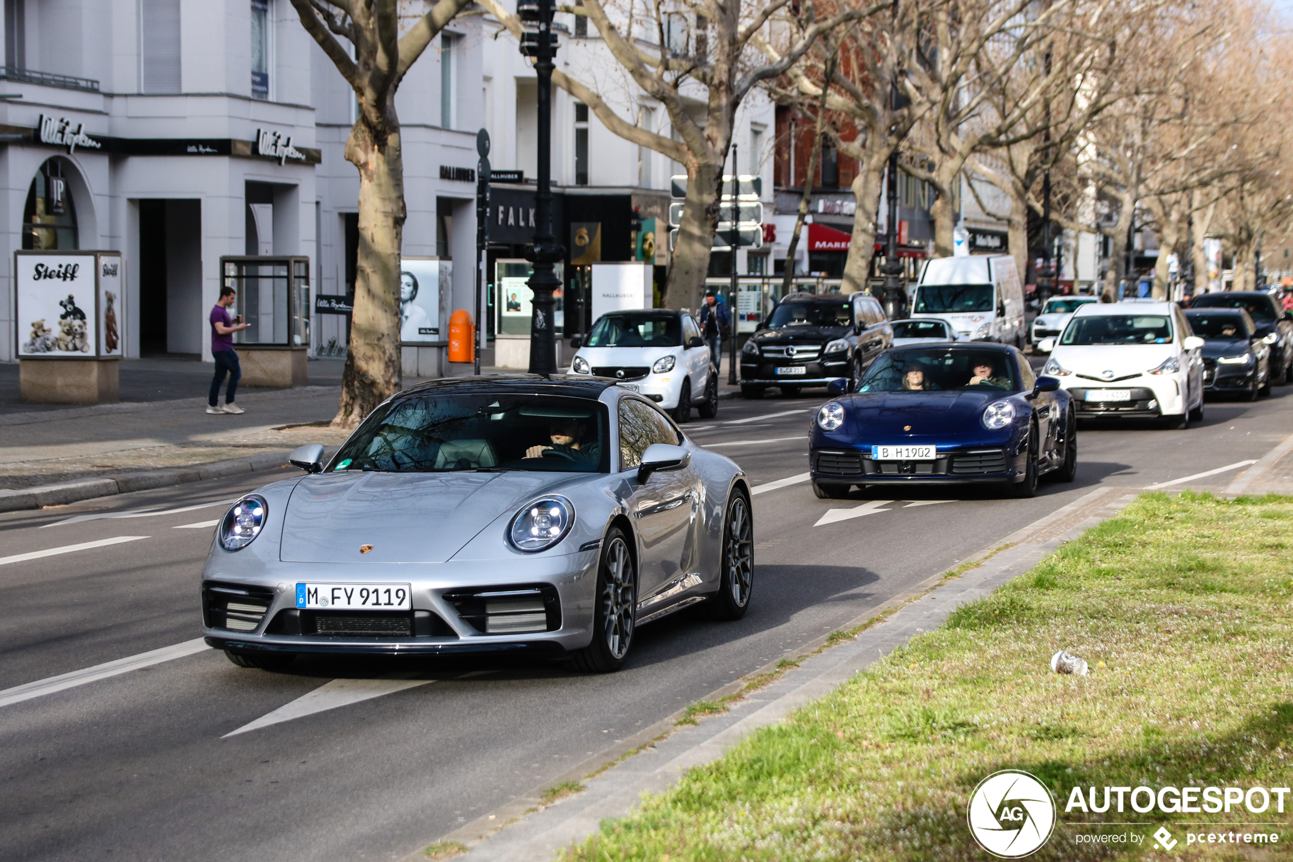 Porsche 992 Carrera 4S