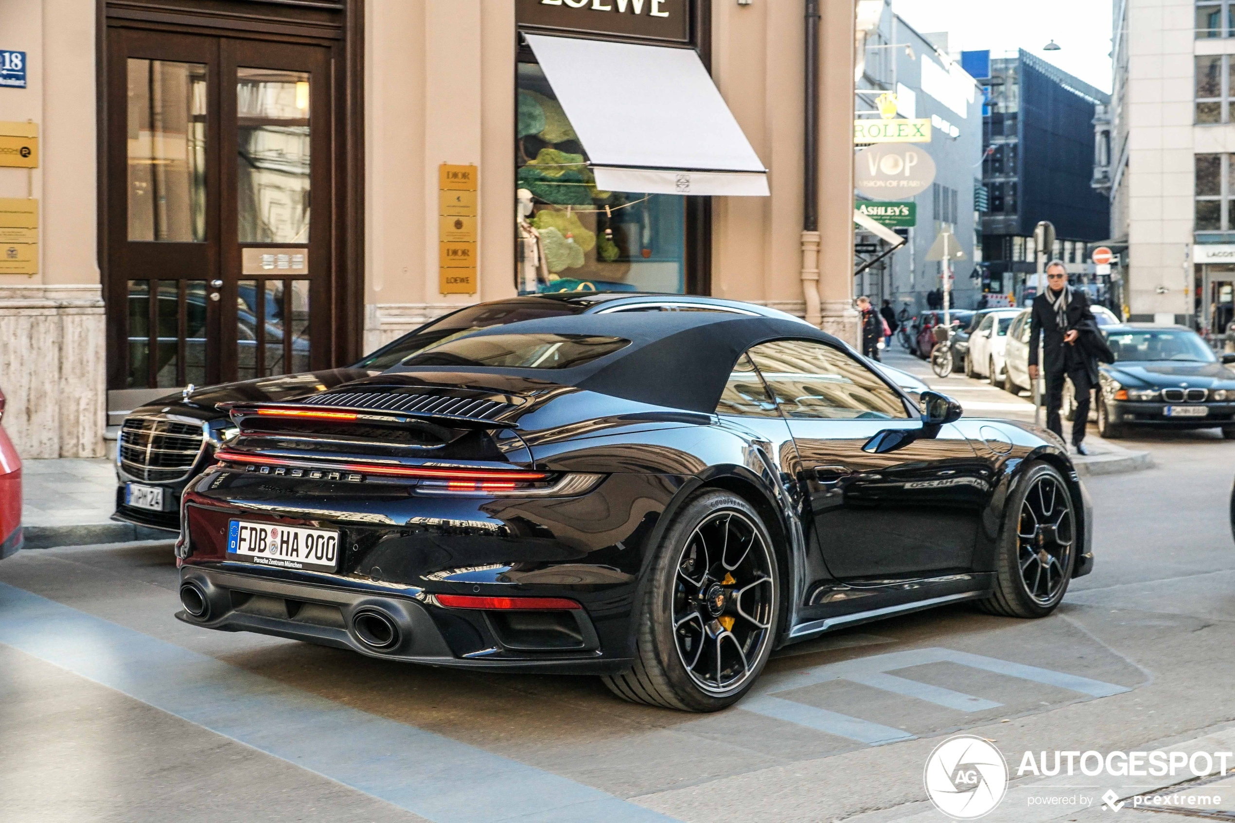 Porsche 992 Turbo S Cabriolet