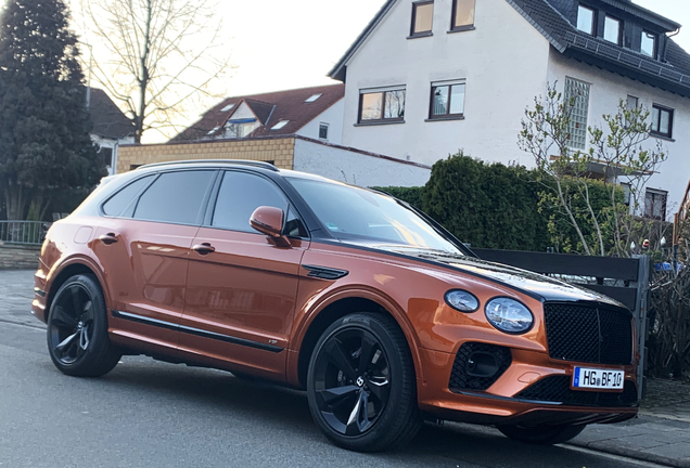 Bentley Bentayga V8 2021