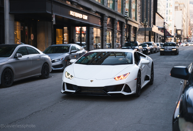 Lamborghini Huracán LP640-4 EVO