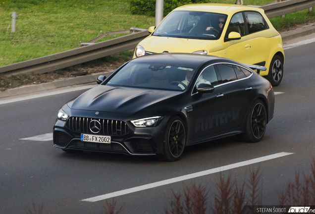 Mercedes-AMG GT 63 S X290