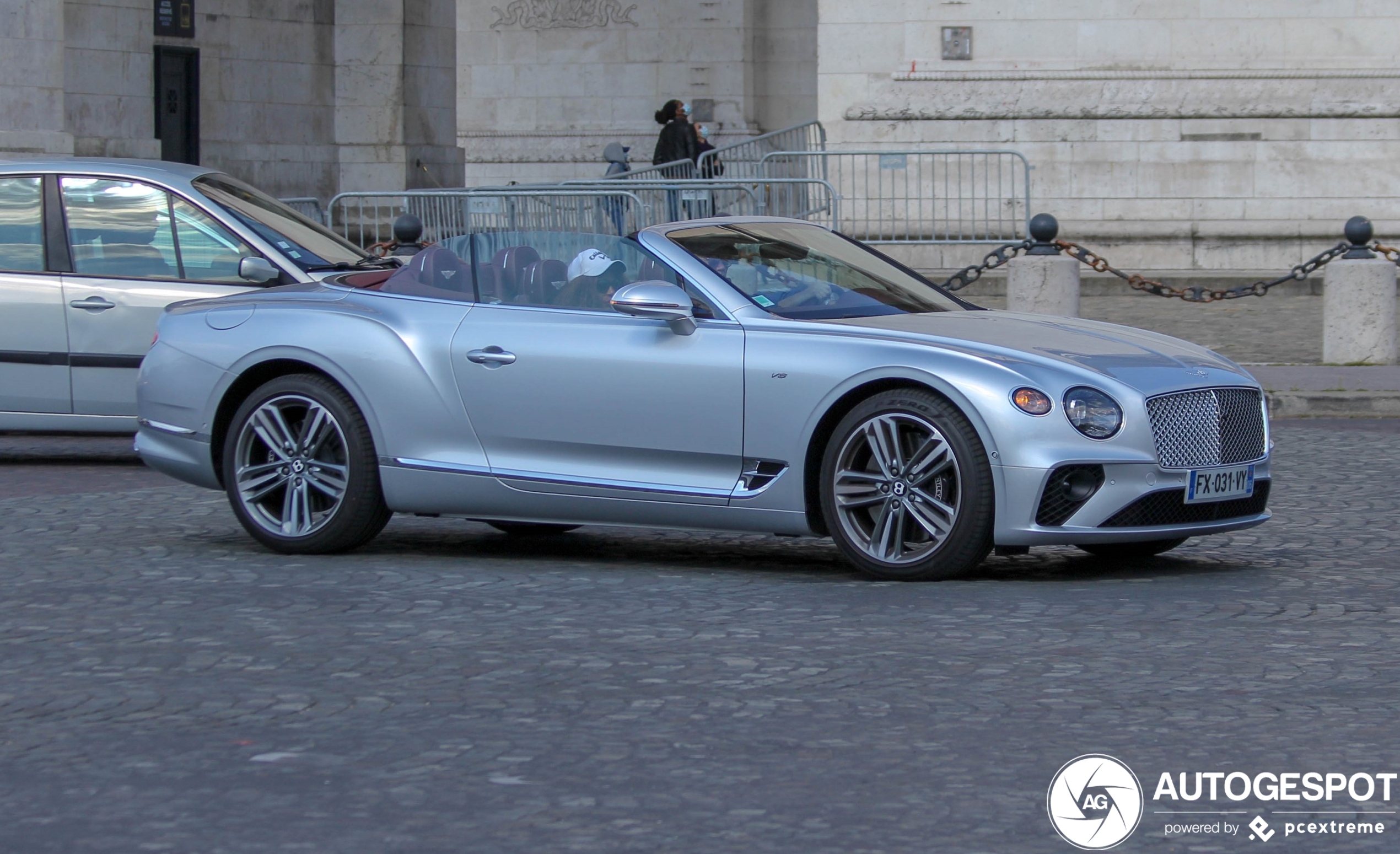 Bentley Continental GTC V8 2020