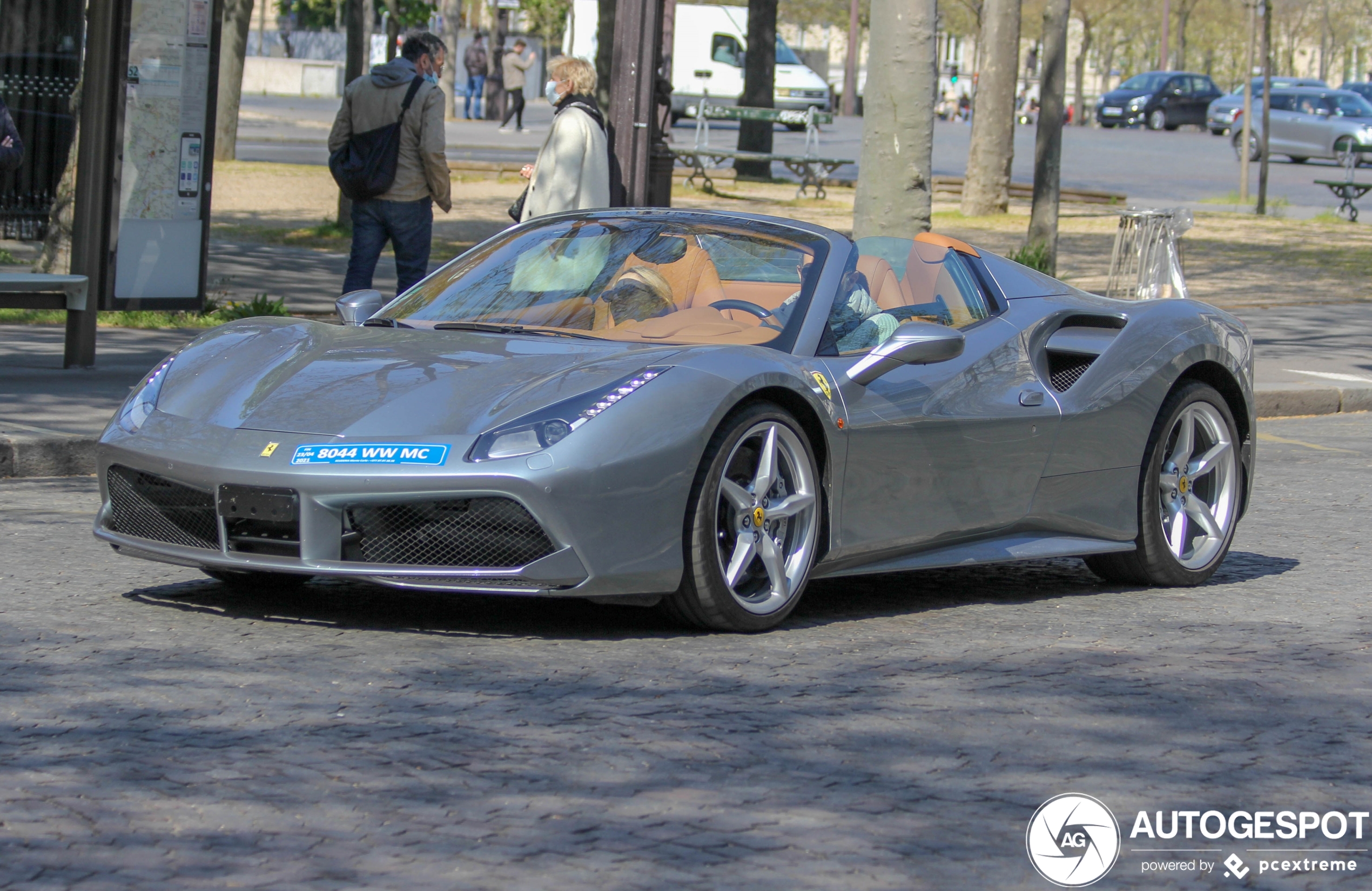 Ferrari 488 Spider